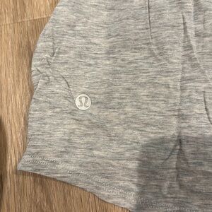 Lululemon crop top